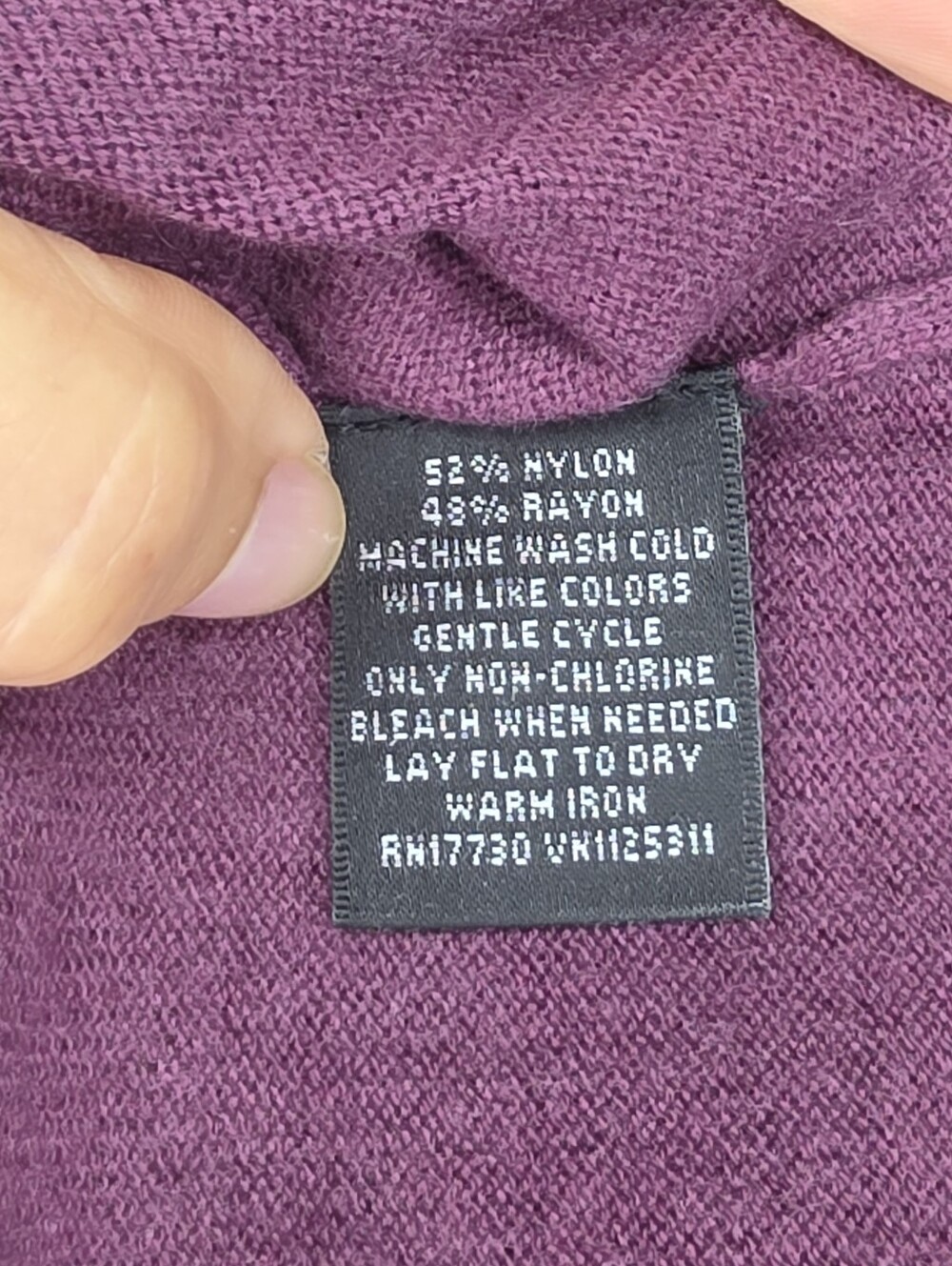 Mossimo Target Sweater Vneck Long Sleeve Plum Purple M - Picture 4 of 5